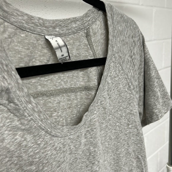 Gentle Fawn Cropped Tee - Picture 3 of 5